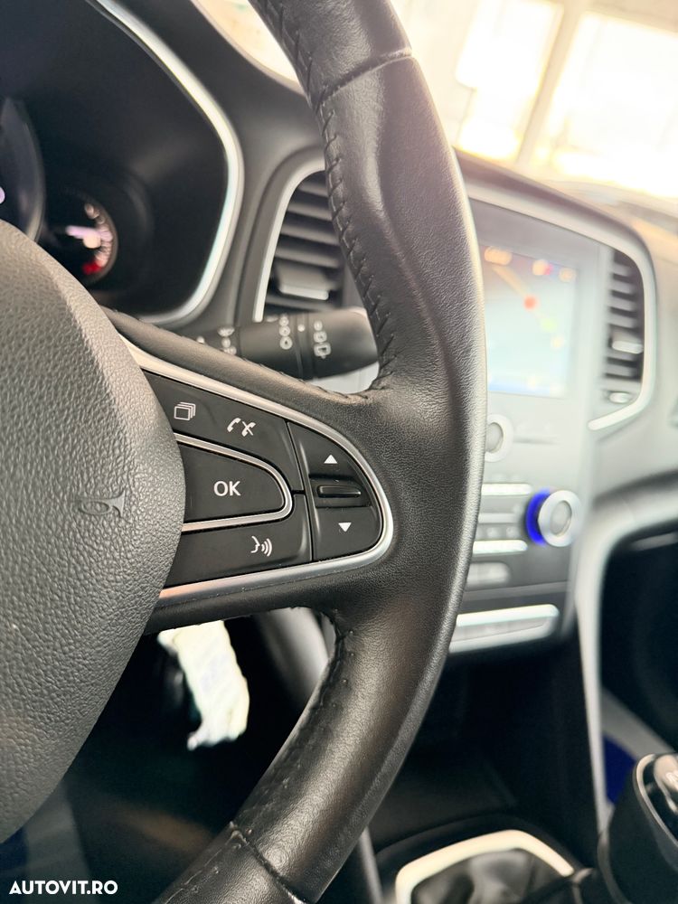 Renault Megane BLUE dCi 115 ZEN - 21