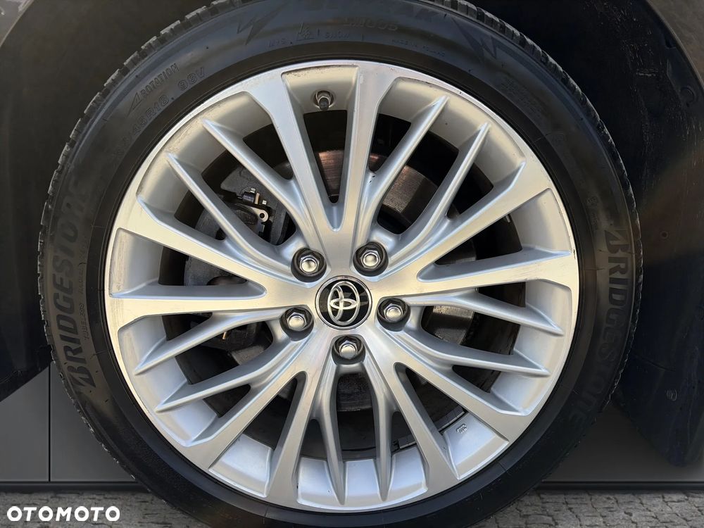 Toyota Camry 2.5 Hybrid Executive CVT - 30