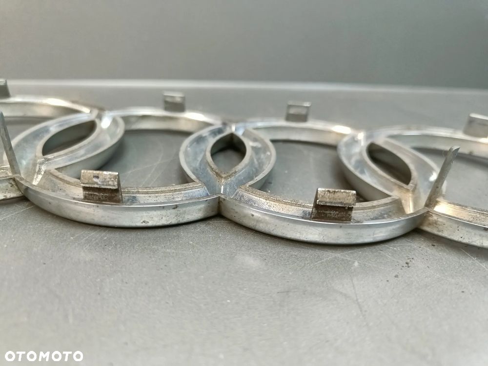 Znaczek Logo Grilla Audi Q5 8R Emblemat 8R0853651 - 12