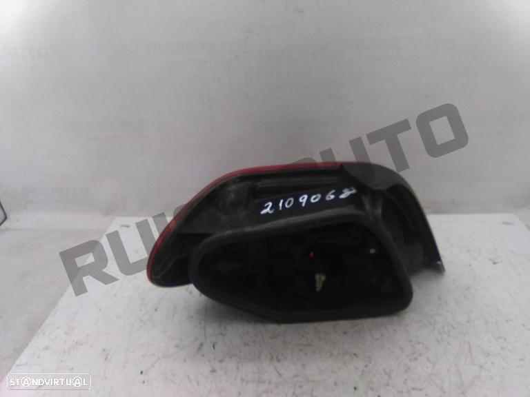 Farolim Trás Painel Direito  Citroen Xsara [1997_2006] 1.4 I - 2