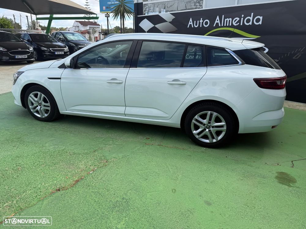 Renault Mégane Sport Tourer 1.5 dCi Intens - 4