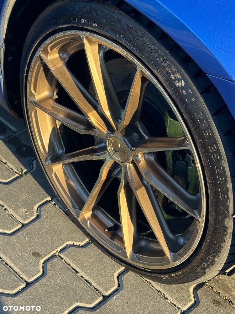 Volkswagen Scirocco - 8