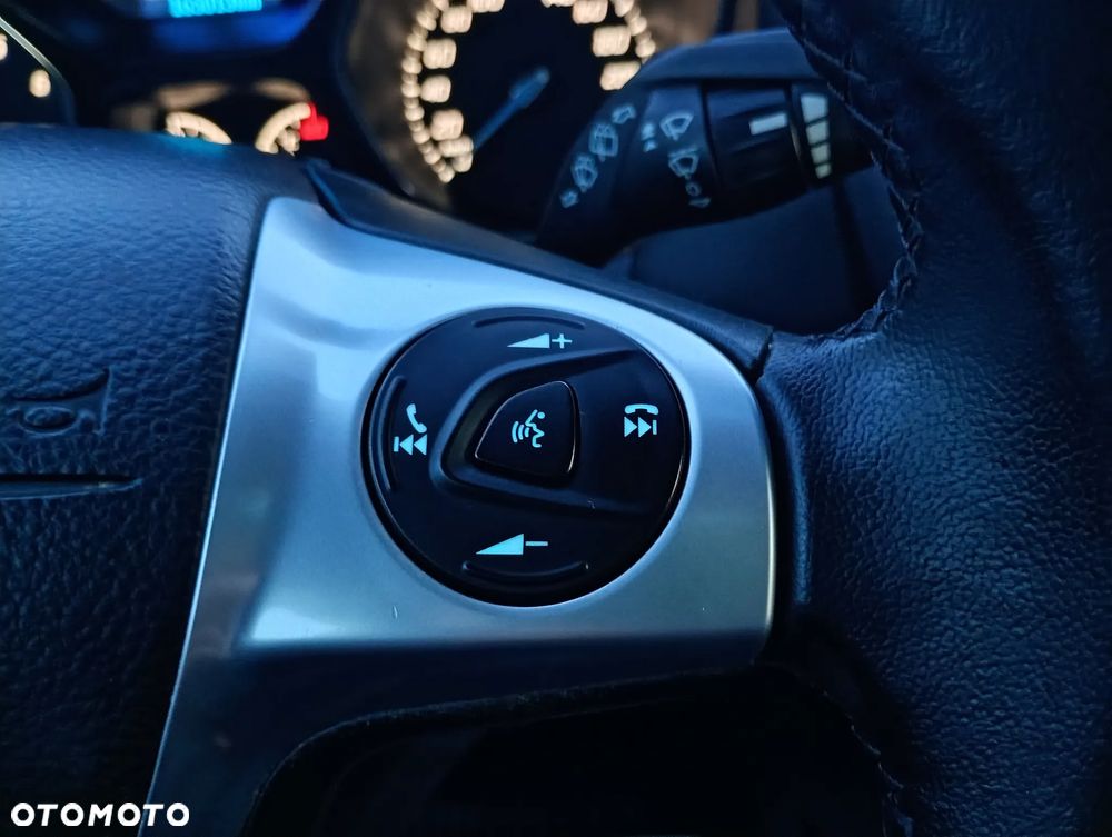 Ford Focus 1.0 EcoBoost Start-Stopp-System SYNC Edition - 25