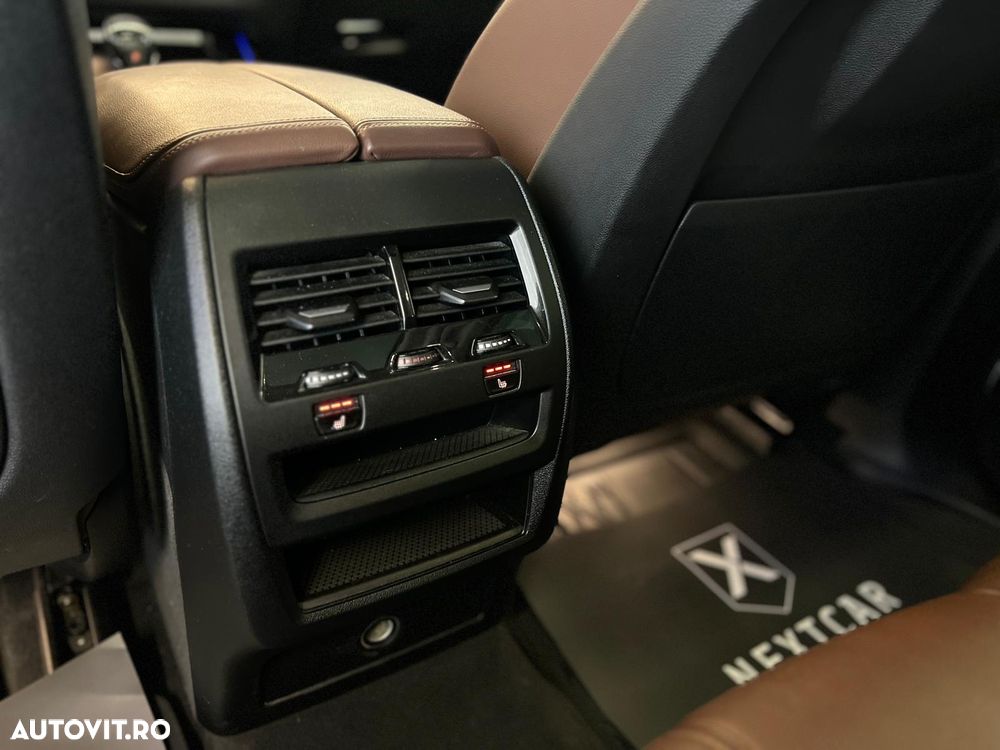 BMW X5 xDrive30d xLine - 26