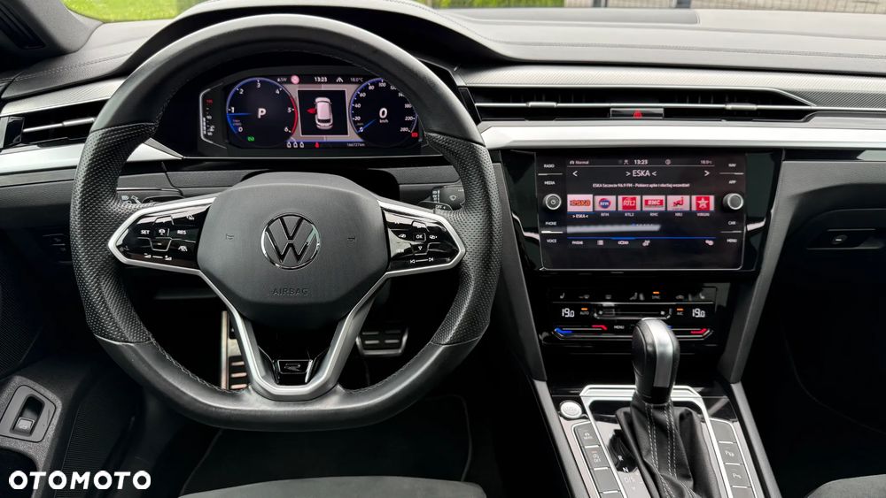 Volkswagen Arteon 2.0 TDI SCR R-Line DSG - 25