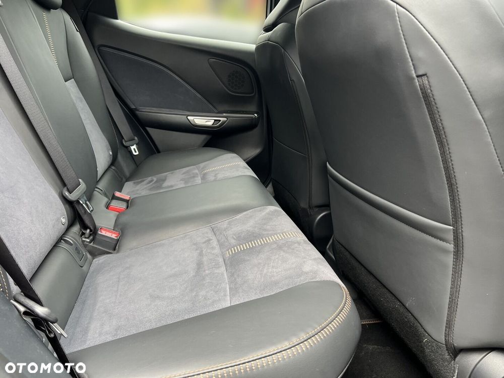 Lexus LBX 1.5 Hybrid Cool - 14