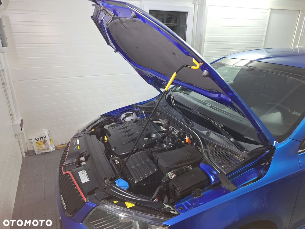 Skoda Octavia 2.0 TDI RS - 14