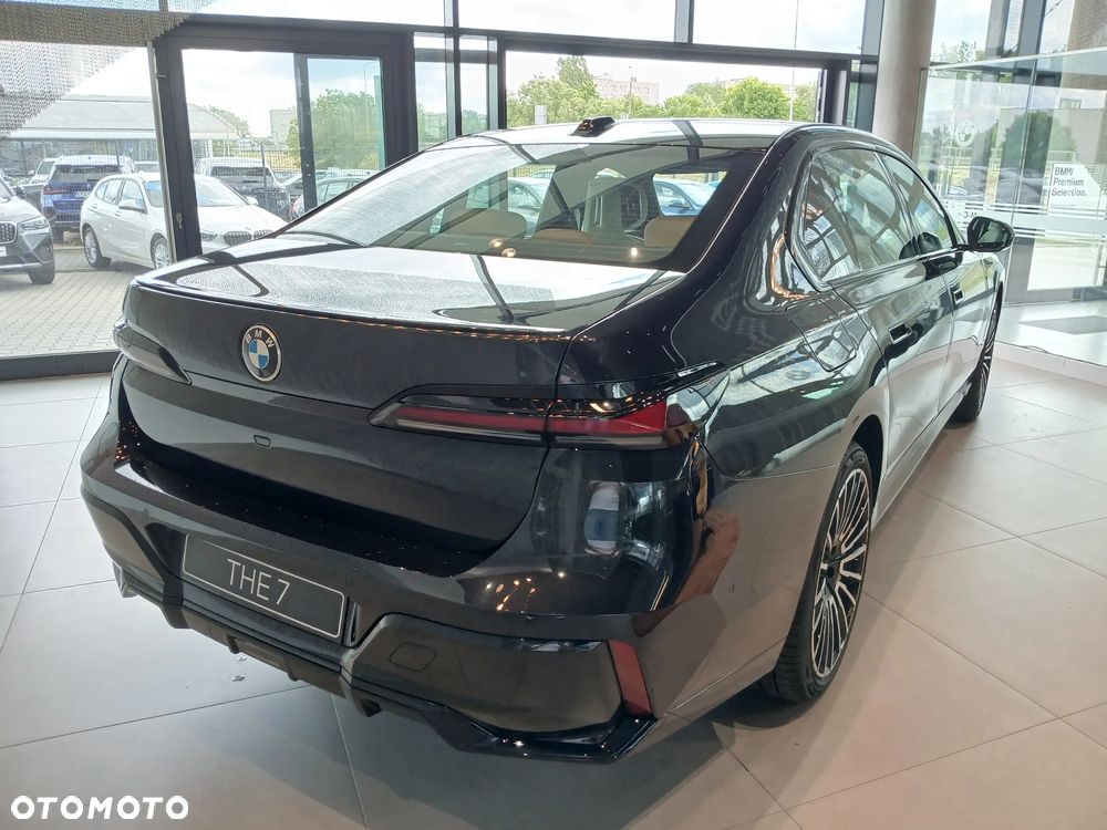 BMW Seria 7 740d xDrive mHEV sport - 12