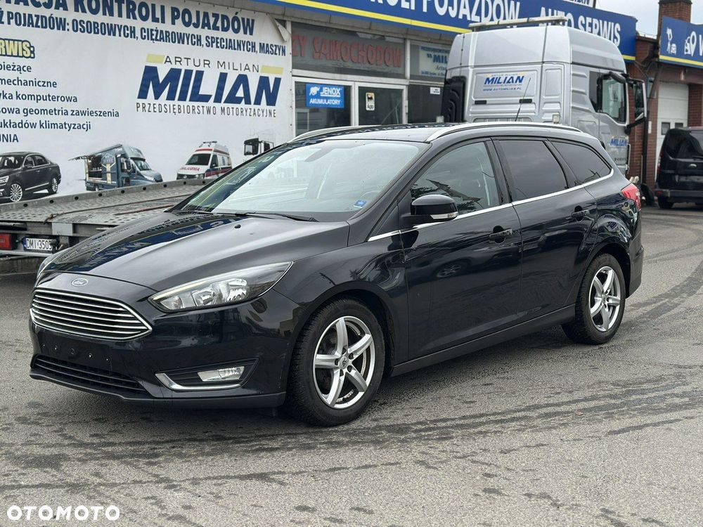 Ford Focus 1.0 EcoBoost Titanium Business - 34