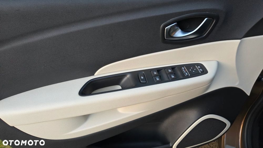 Renault Captur 1.2 Energy TCe Zen EDC - 11