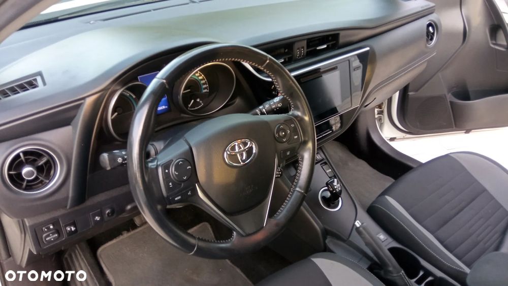 Toyota Auris Hybrid 135 Premium - 19