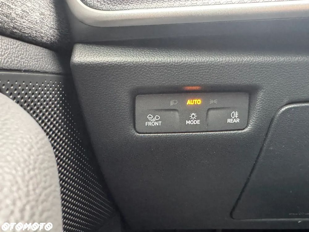 Skoda Superb 2.0 TDI SCR 4x4 Drive DSG - 19