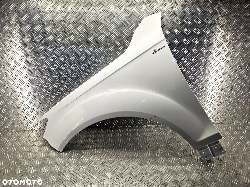 AUDI Q7 4L 05-15R BLOTNIK PRZOD LEWY KIEROWCY S-LINE LY9C 4L0821105