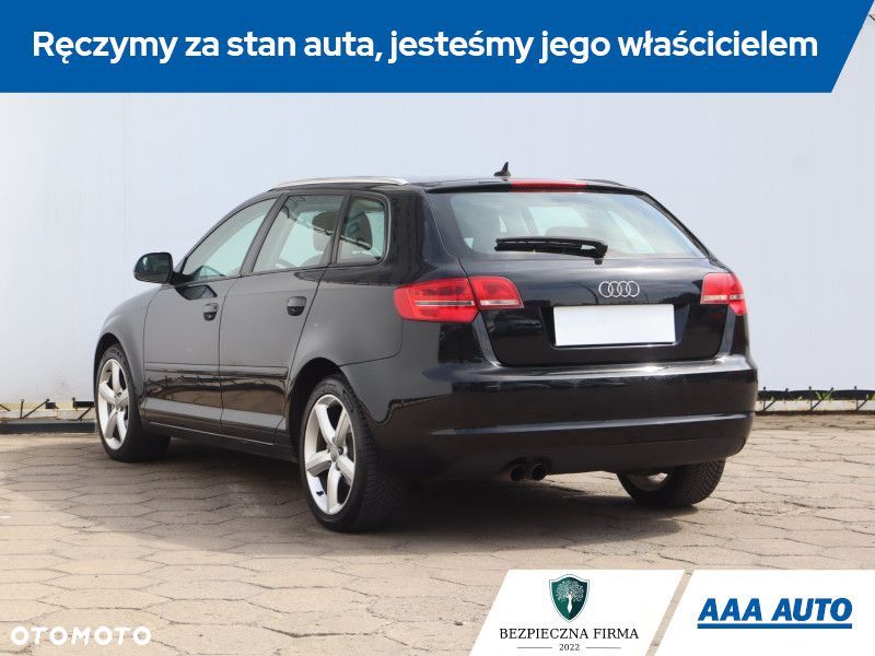 Audi A3 Sportback - 6