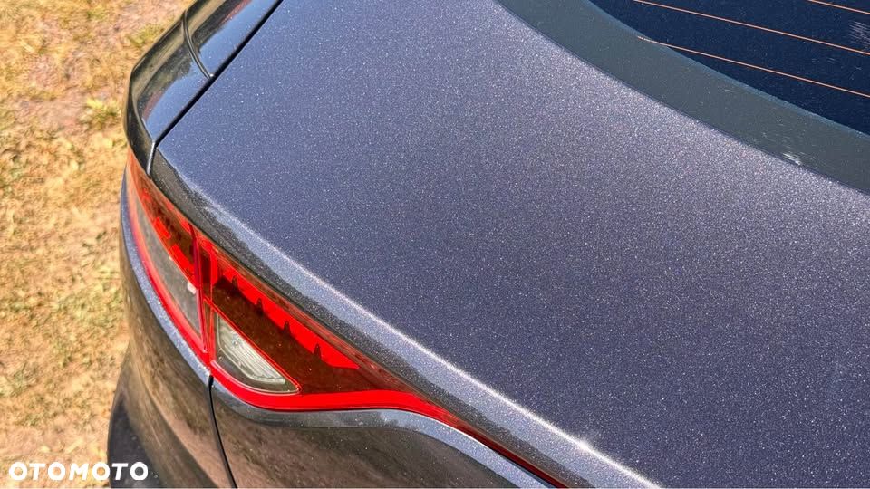 Kia Stinger - 35