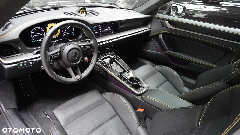 Porsche 911 Turbo S - 6