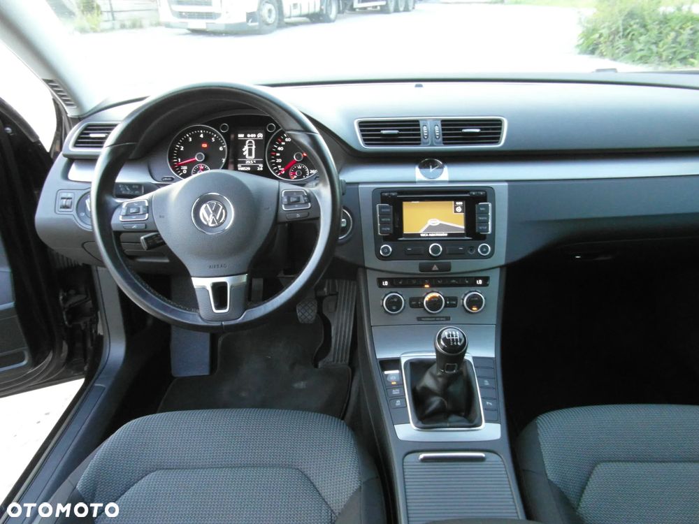 Volkswagen Passat 1.4 TSI BlueMotion Technology Comfortline - 21