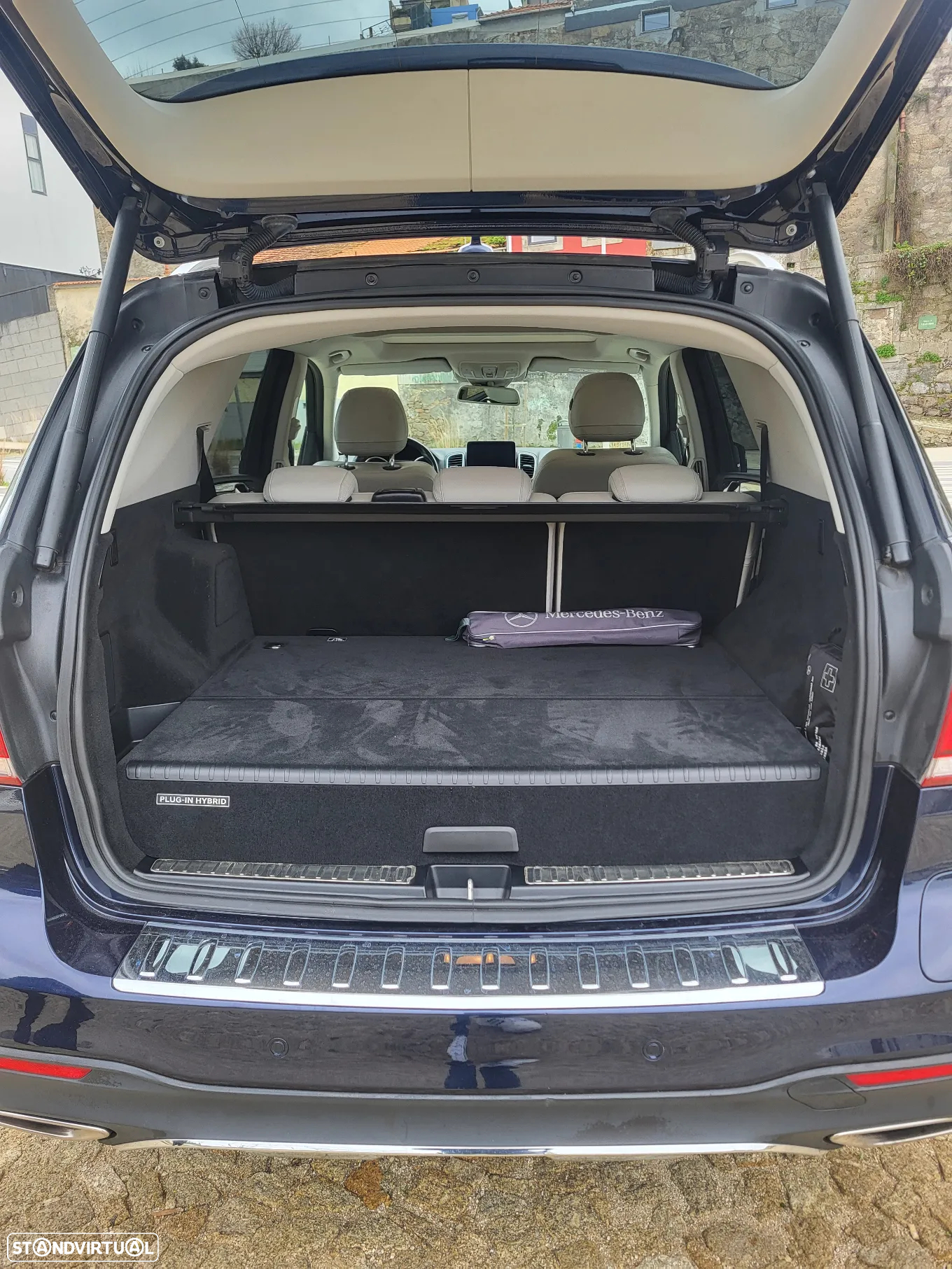 Mercedes-Benz GLE 500 e 4-Matic - 27