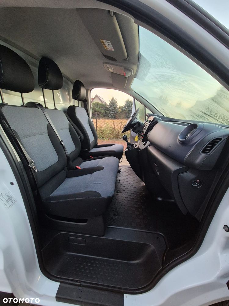 Renault TRAFIC VIVARO LONG 120koni 160Tys km Klima SUPER STAN BEZWYPADKOWY - 18