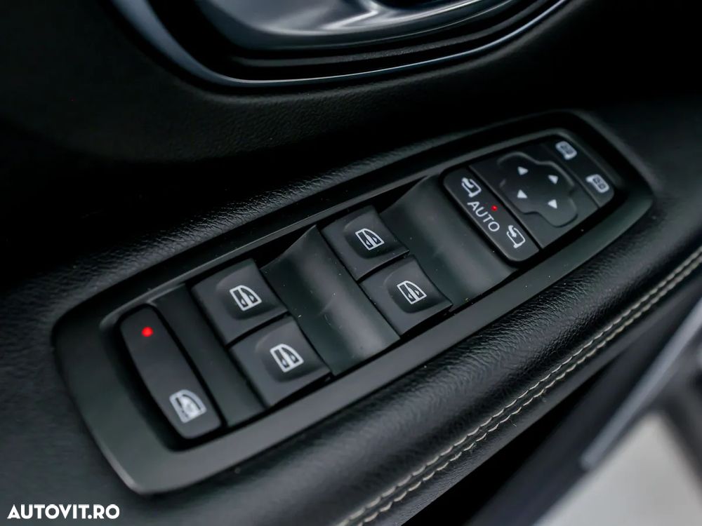 Renault Grand Scenic BLUE dCi 120 BOSE EDITION - 28