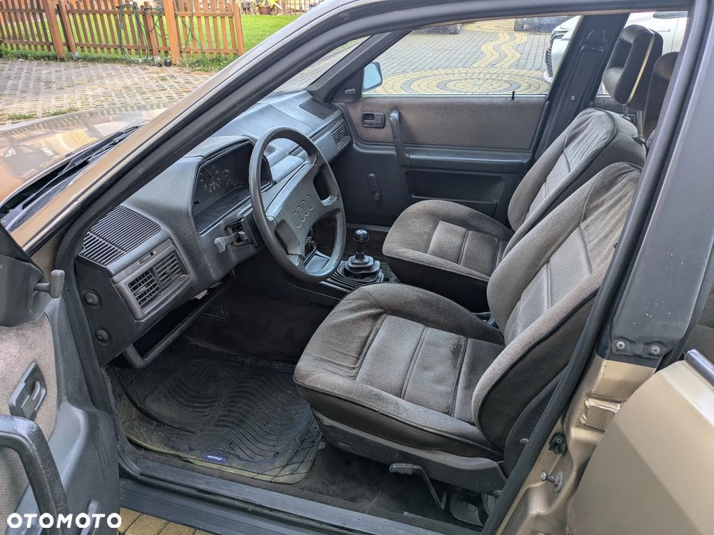 Audi 100 2.1 5E C - 25