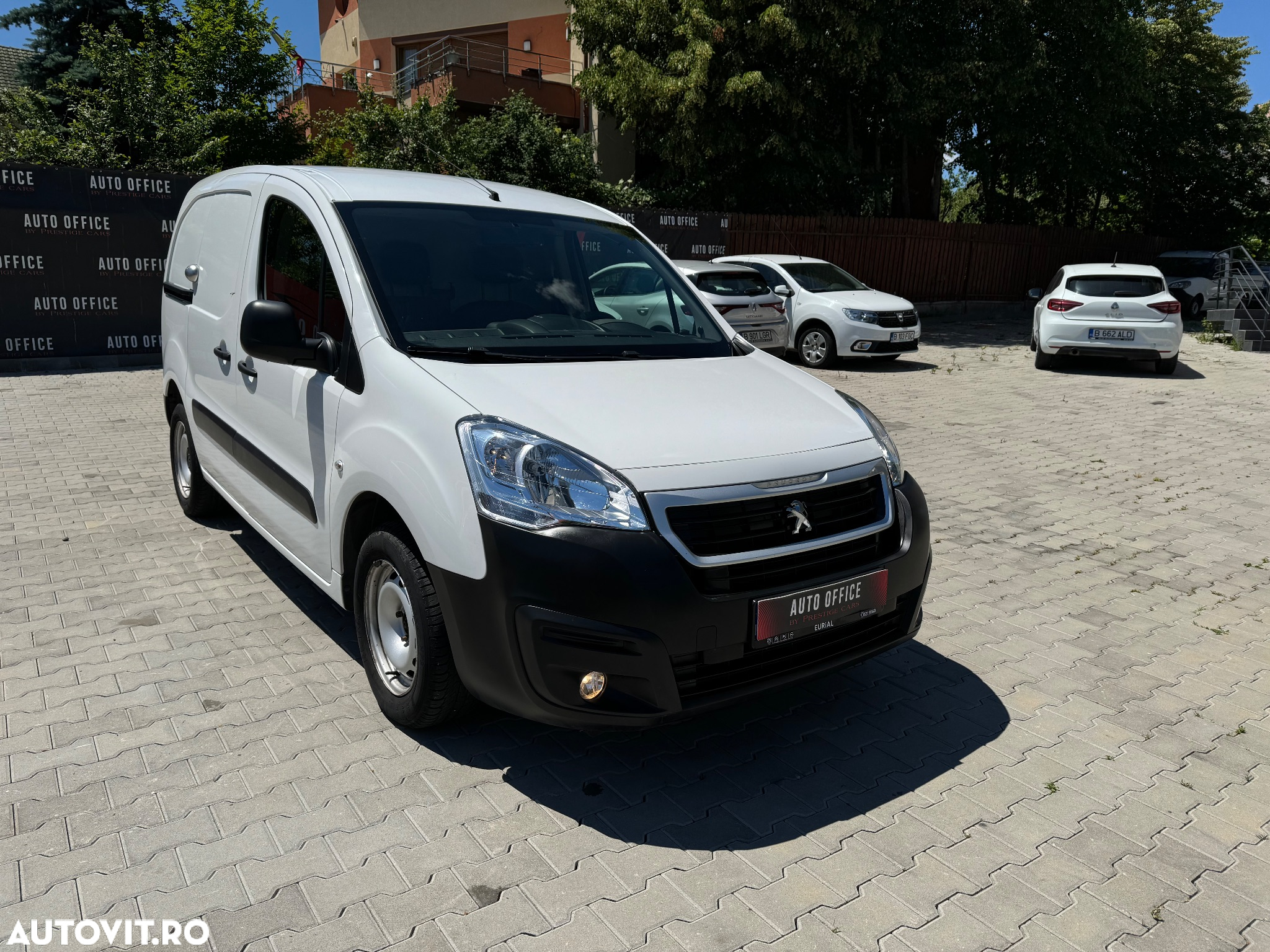 Peugeot Partner Combi 1.6 HDi 75 CP Confort FAP - 8