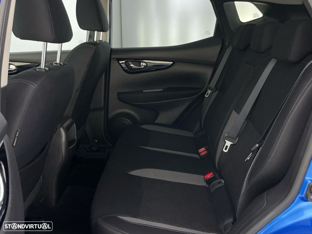 Nissan Qashqai 1.5 dCi N-Connecta - 12