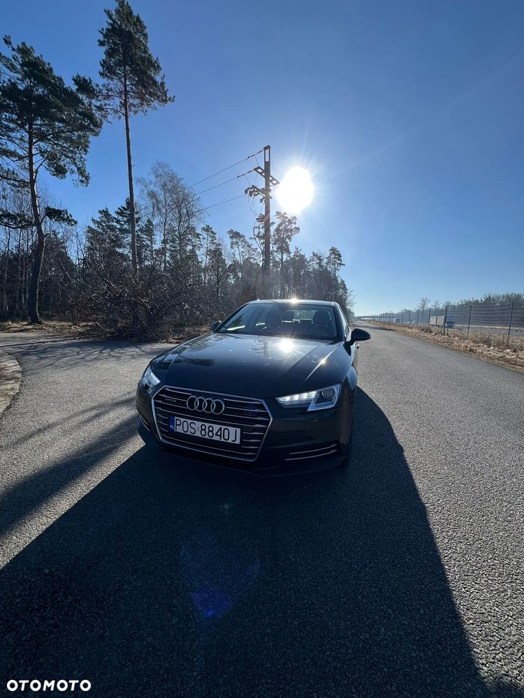 Audi A4 Limousine - 10