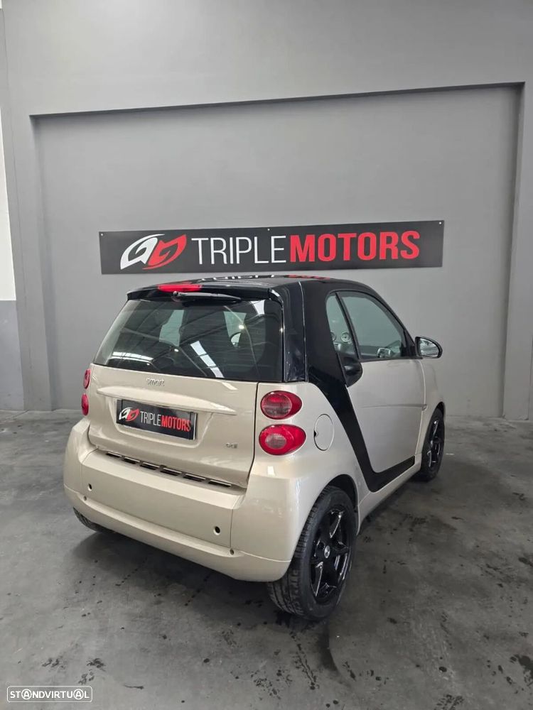 Smart ForTwo Coupé 0.8 cdi Passion 45 - 11