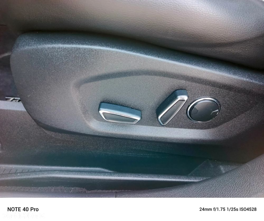 Ford S-Max 2.0 TDCi Titanium - 27