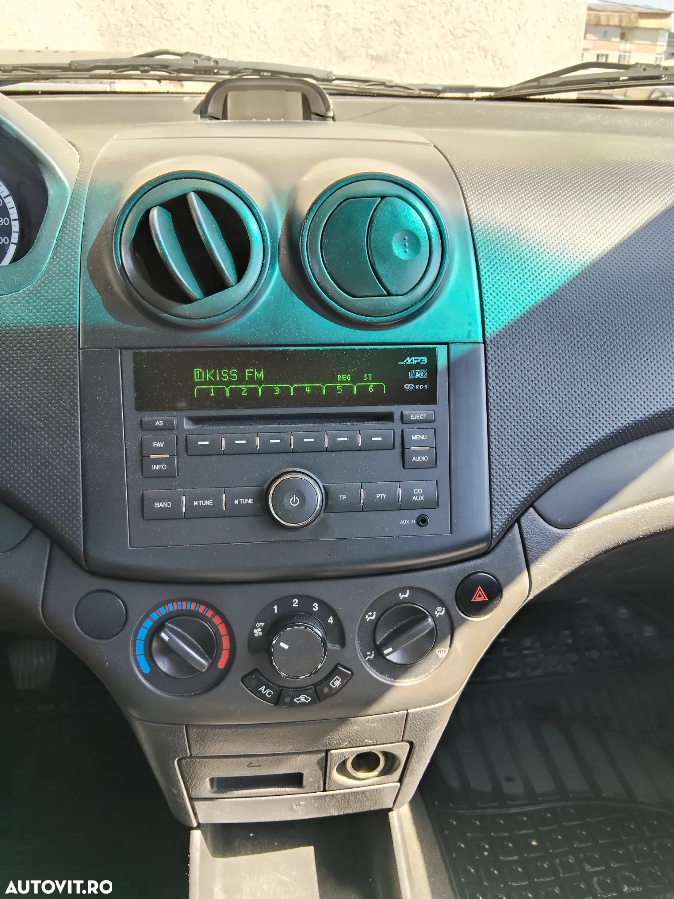 Chevrolet Aveo - 7