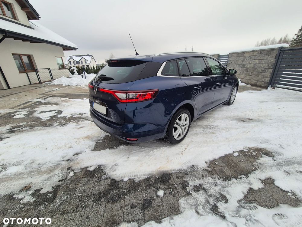 Renault Megane TCe 140 GPF LIMITED - 8