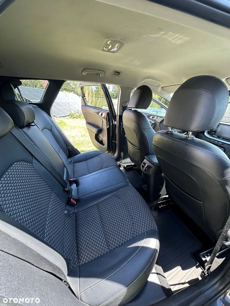 Kia Ceed 1.5 T-GDI L - 9