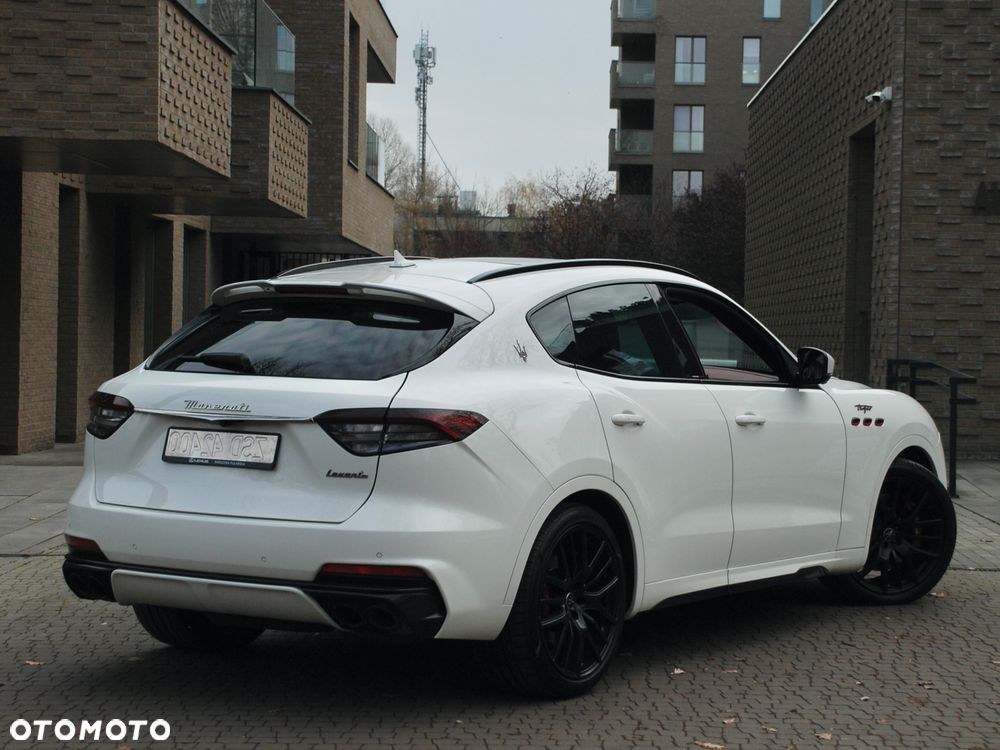 Maserati Levante - 17