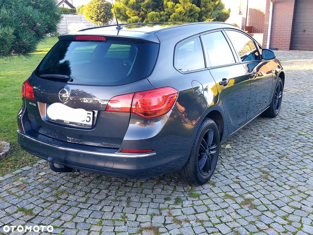 Opel Astra 1.4 Turbo Design Edition - 4