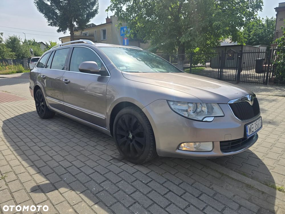 Skoda Superb 2.0 TDI Elegance DSG - 7