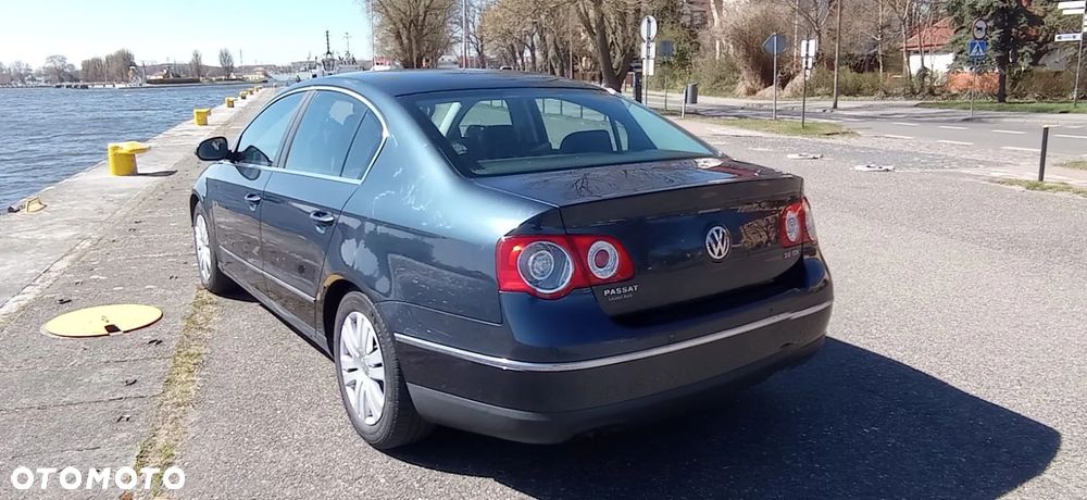 Volkswagen Passat 2.0 TDI DPF Highline - 6
