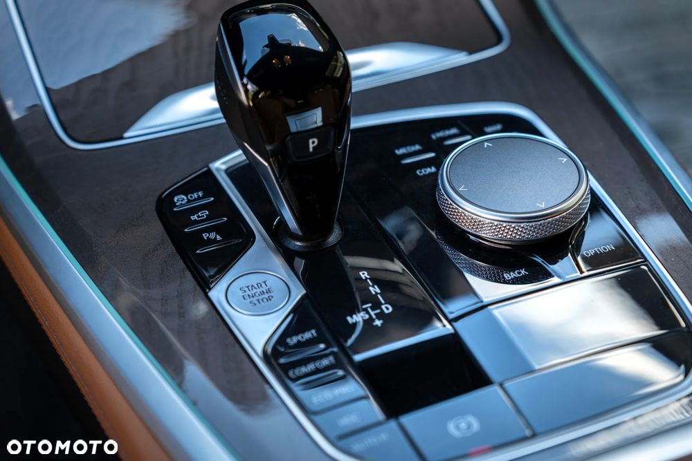 BMW X5 xDrive40i sport - 28