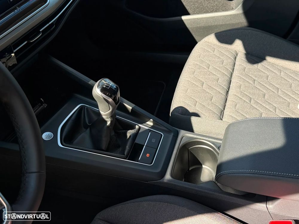 VW Golf 1.5 TSI Urban - 13