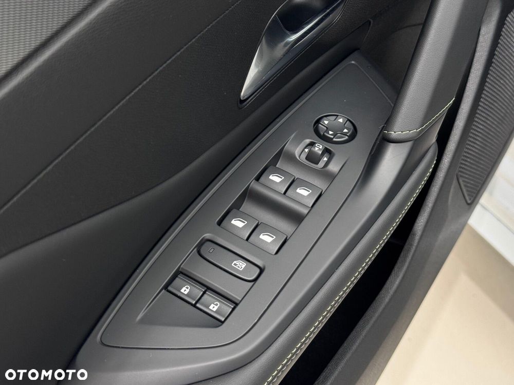 Peugeot 308 1.2 PureTech GT S&S EAT8 - 20