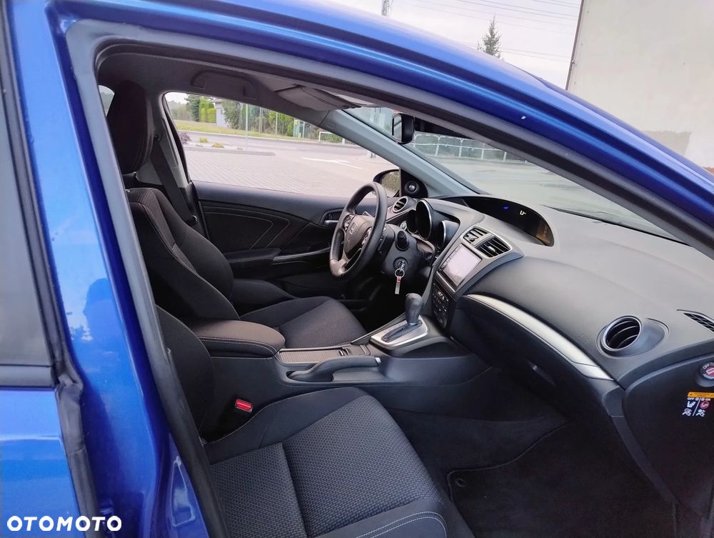 Honda Civic 1.8 Executive Navi - 4