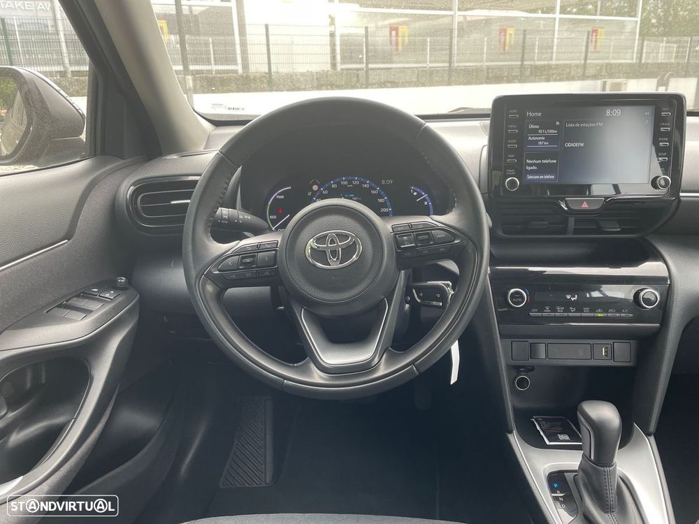 Toyota Yaris Cross 1.5 HDF Comfort Plus - 9