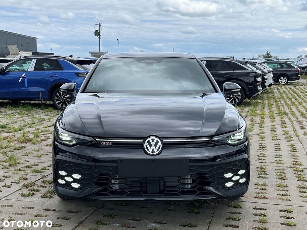 Volkswagen Golf - 3