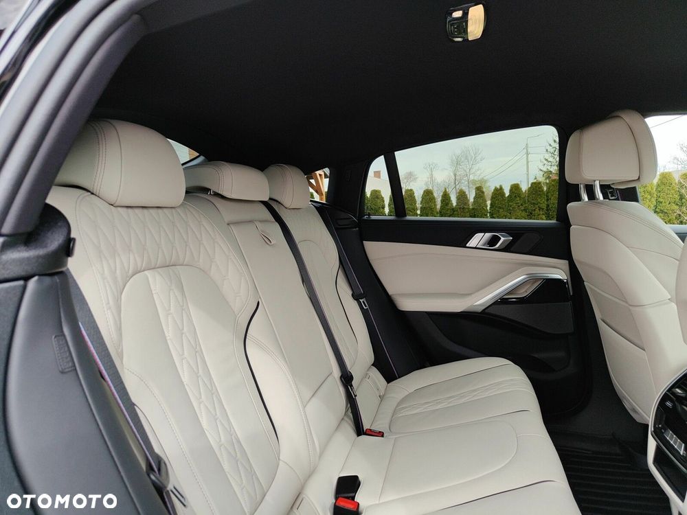 BMW X6 - 22
