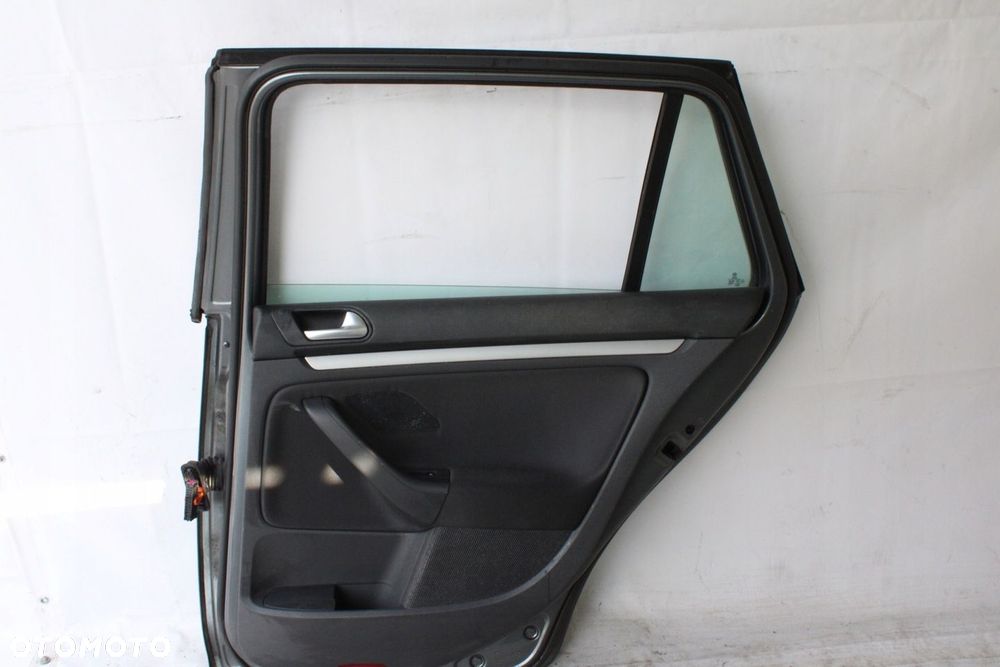 DRZWI PRAWE TYLNE PRAWY TYŁ VW GOLF 5 V KOMBI 2007R- LD7X - 12