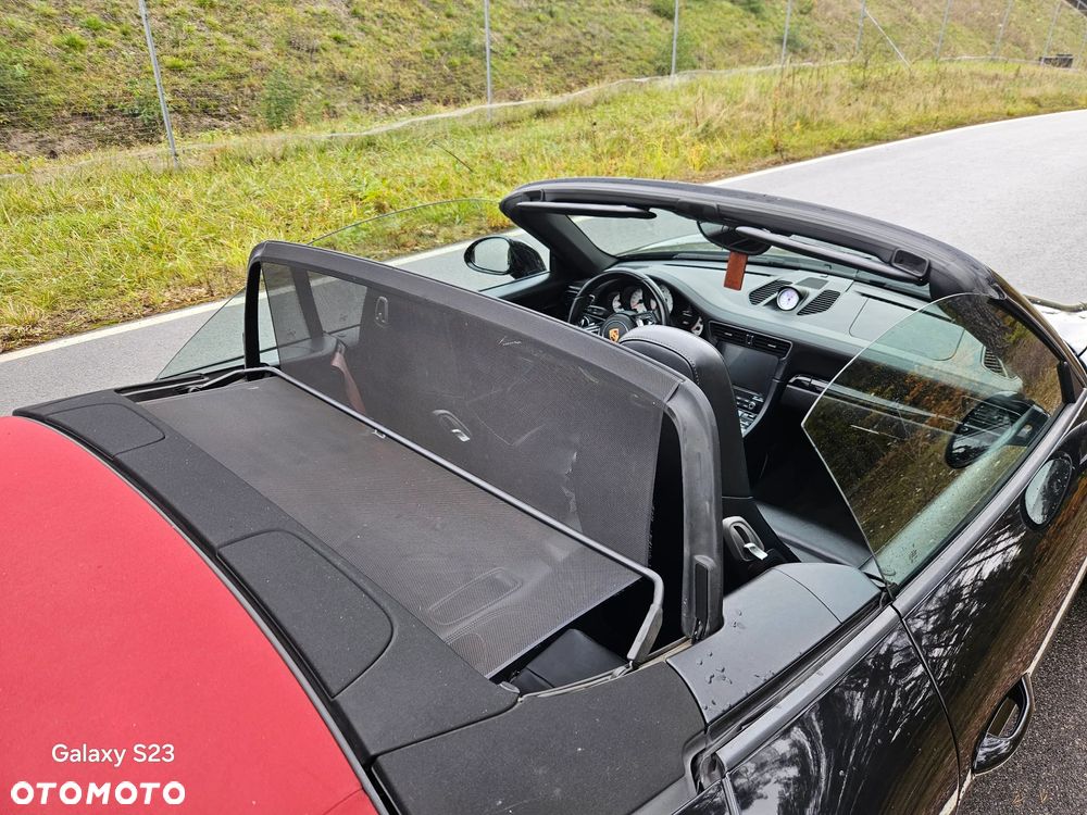 Porsche 911 Carrera 4S PDK Cabrio - 8