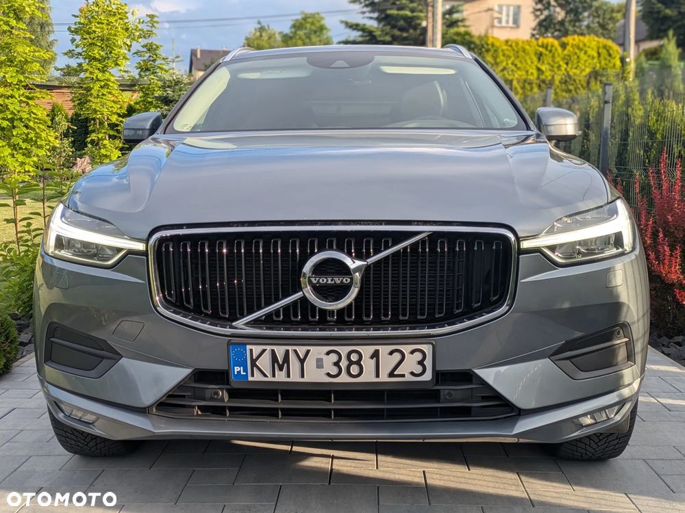 Volvo XC 60 D4 AWD Momentum - 2