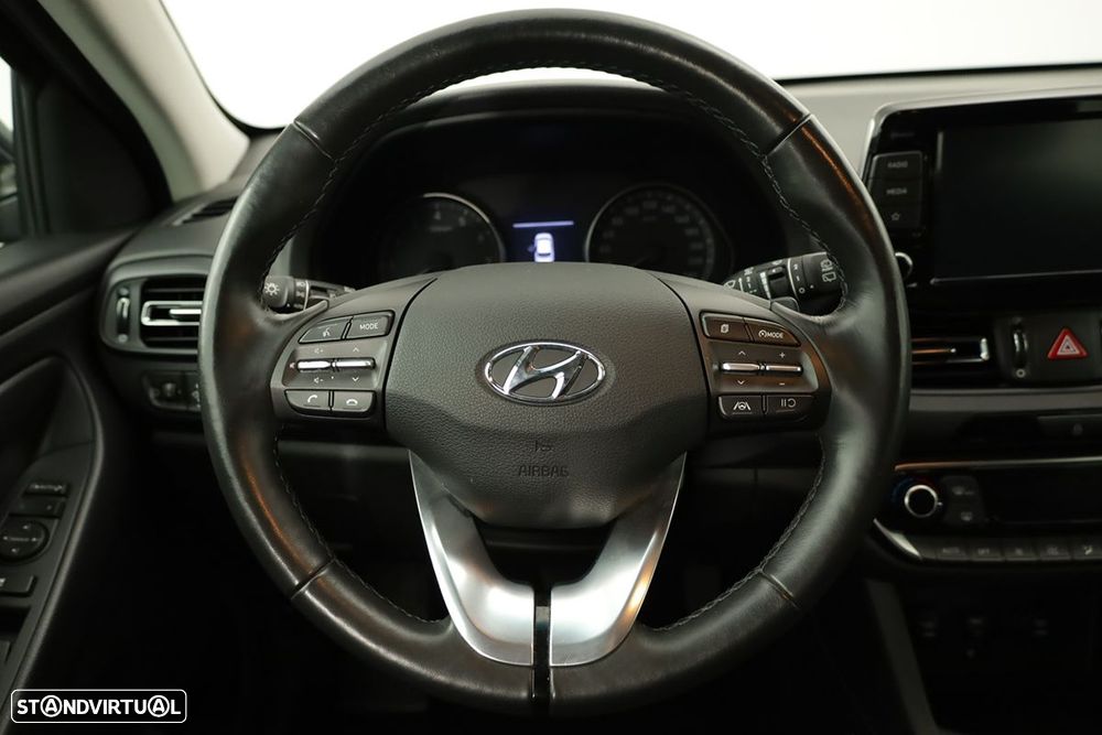 Hyundai i30 SW - 14