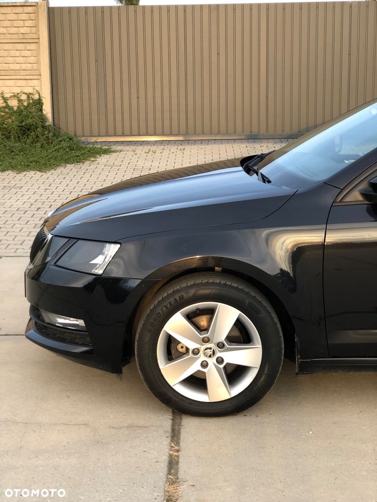 Skoda Octavia 2.0 TDI Ambition DSG - 12