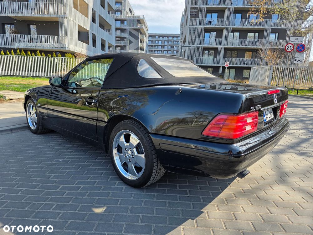 Mercedes-Benz SL - 22